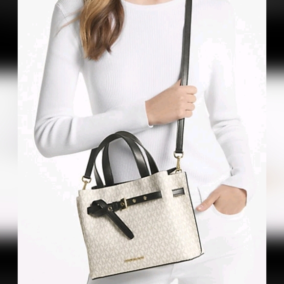 Michael Kors Emilia Black and Cream Signature Tote - Picture 4 of 5